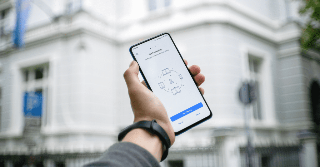 How To Make A Secure Messaging App? [Step-by-Step Instructions]